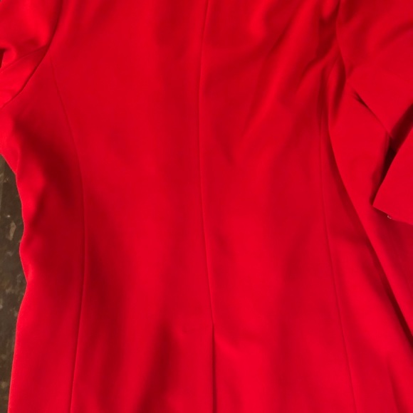 Women’s red lined jacket xxl. Excellent Condition worn one time.Nice long length - Picture 7 of 10